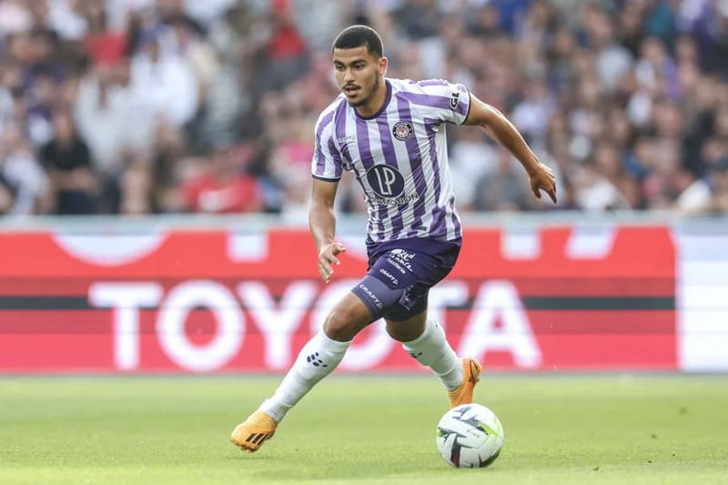 Zakaria Aboukhlal ghi cú hat-trick lịch sử